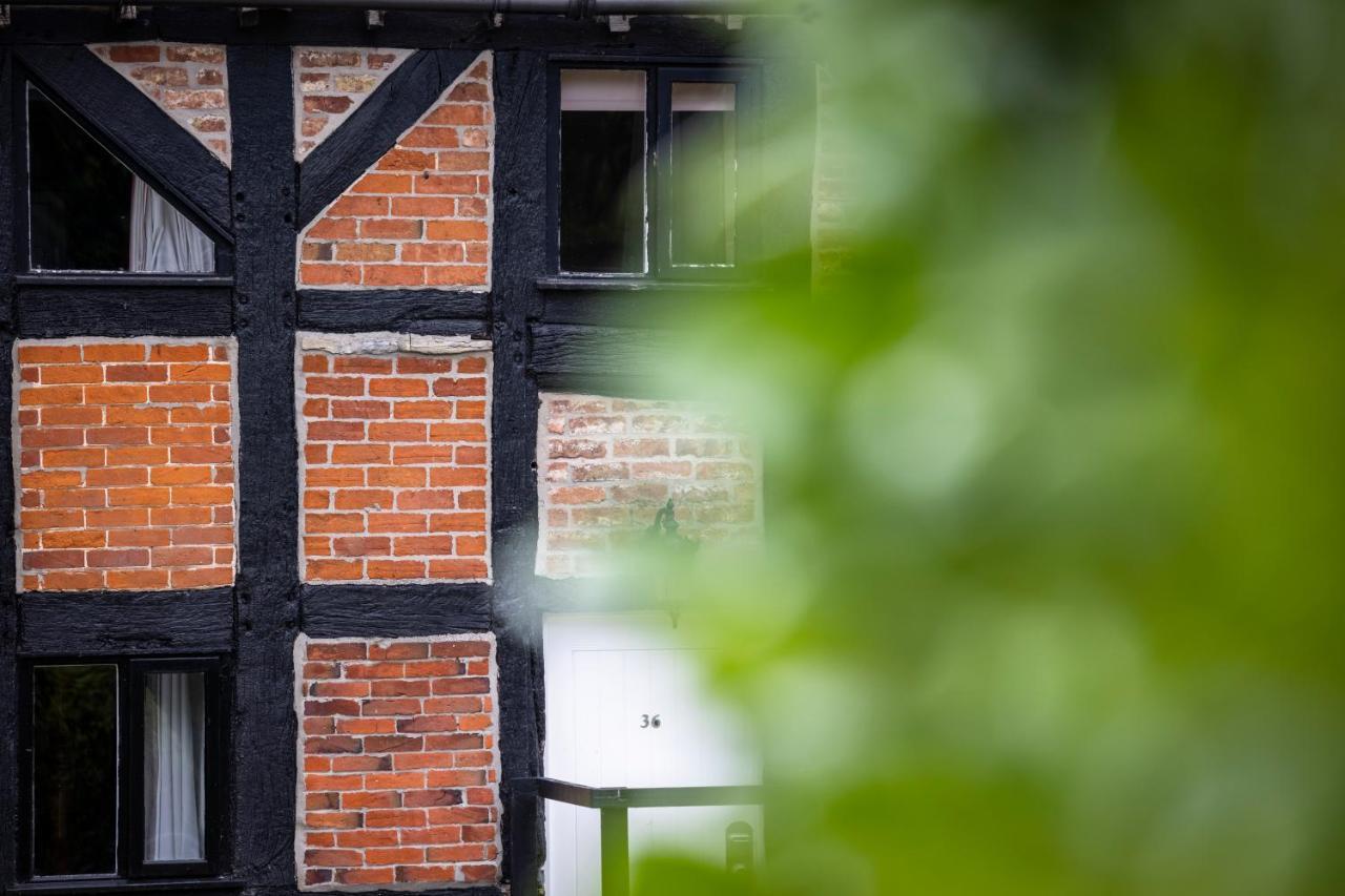 Karma Salford Hall Hotel Salford Priors Exterior photo